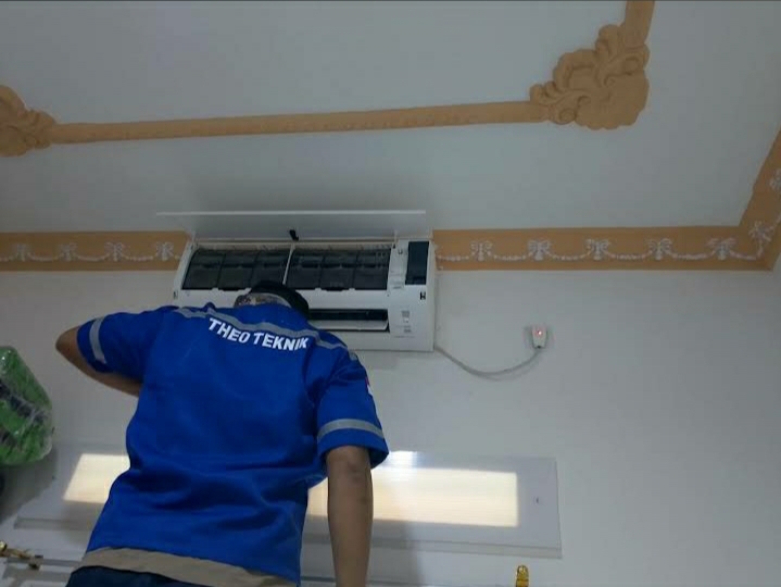 service AC Jakarta Timur